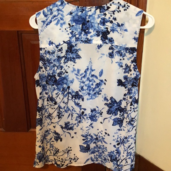 The Limited top - Picture 2 of 2